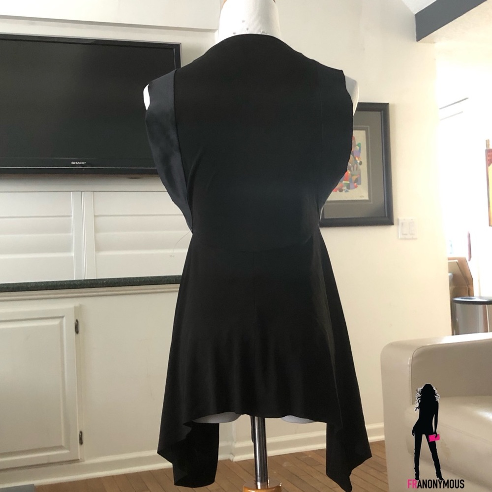 Black Silk Trim V Neck Top - Picture 2 of 3